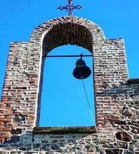 Polichnitos_Ιερος Ναος Αποστολων κ Βερονικης Αχλαδερη (6)